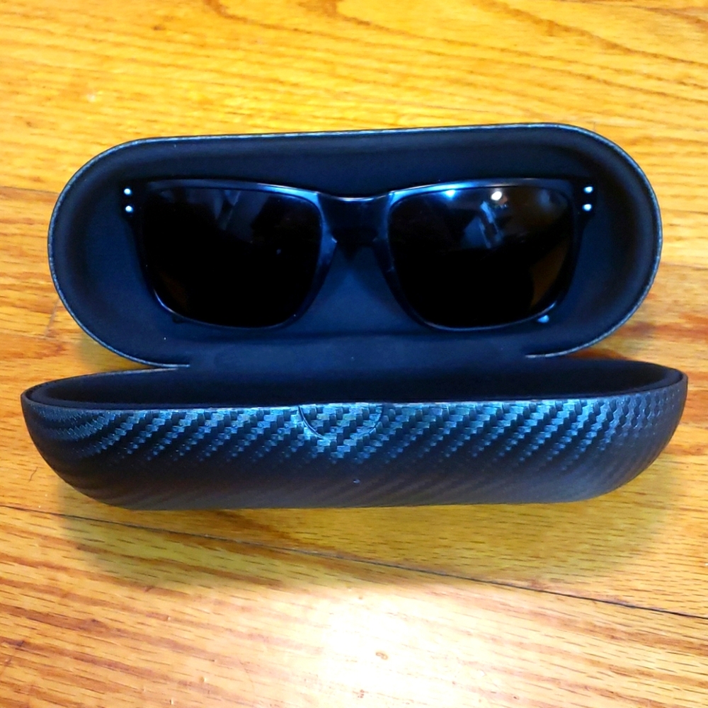 Men's Oakley Holbrook sunglasses